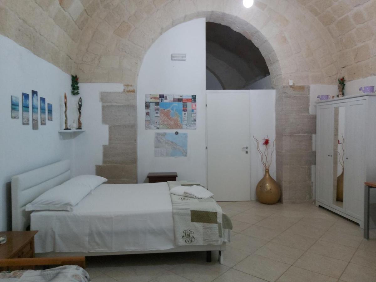 Bed and Breakfast La Stradina Трані Екстер'єр фото