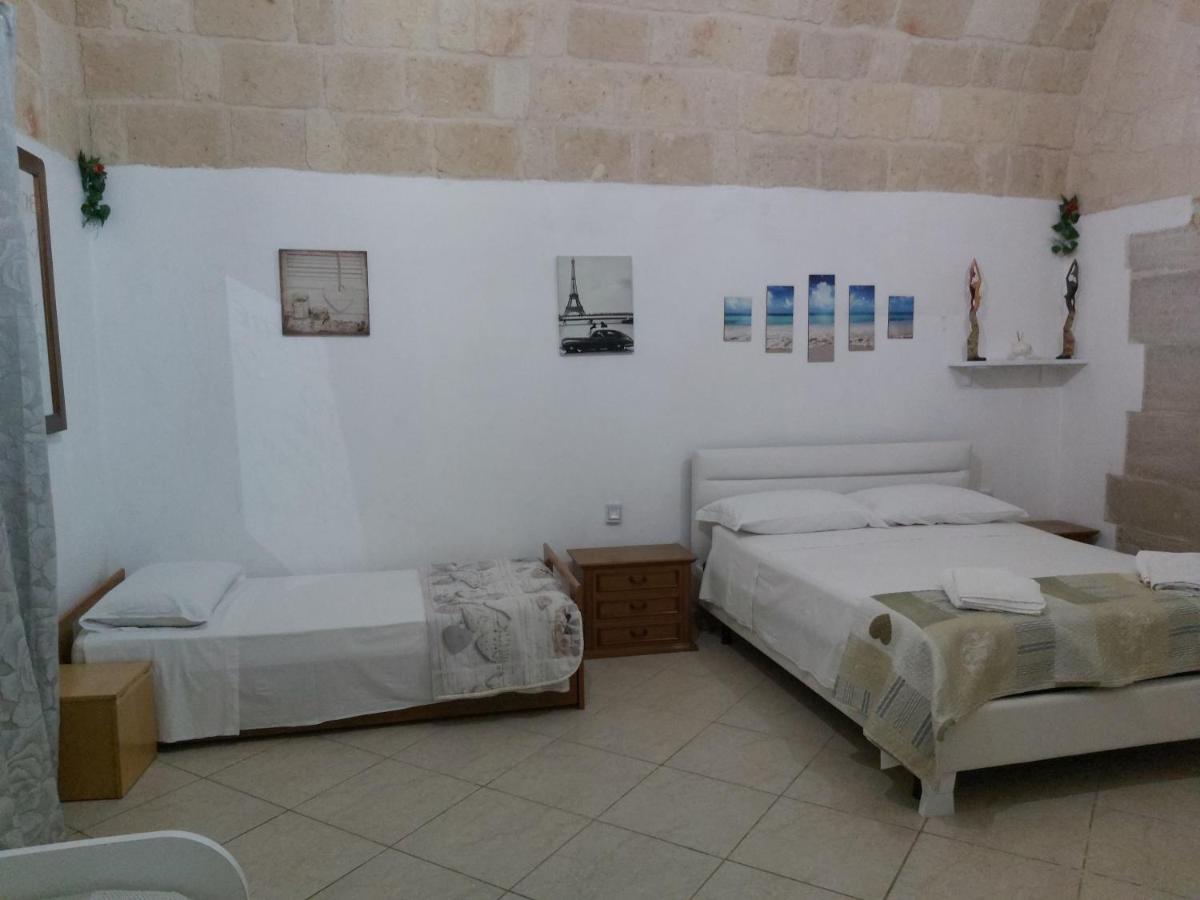 Bed and Breakfast La Stradina Трані Екстер'єр фото